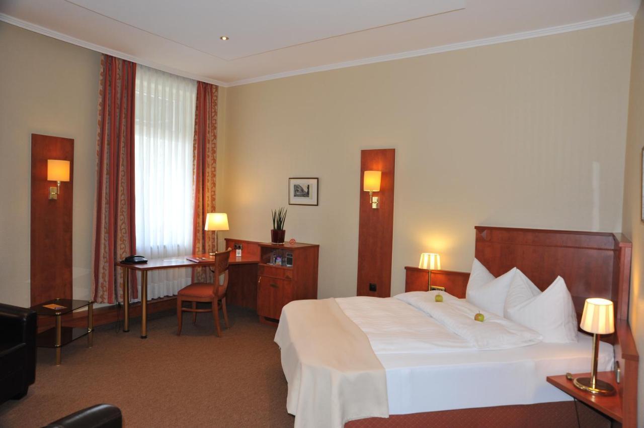 Hotel Rheinischer Hof Erkelenz Extérieur photo